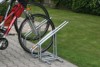 Cyklostojan skl�dateln� do �ady