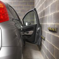 �erno-�lut� p�nov� ochrana zd�, st�n (p�s) - d�lka 50 cm, v��ka 7 cm, tlou��ka 3 cm - 2 ks