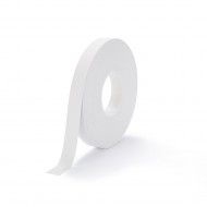 Bílá plastová voděodolná protiskluzová páska FLOMA Super Resilient - 18,3 m x 2,5 cm a tlo