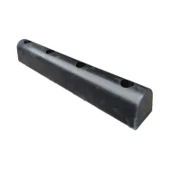 �ern� gumov� parkovac� doraz na rampu - 100 x 15 x 15 cm