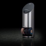 St��brn� nerezov� �isti� bot s ko�en�m povrchem Heute Ellipse