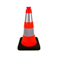 Plastov� (PVC) reflexn� dopravn� ku�el s gumov�m podstavcem - ���ka 20 cm, v��ka 30 cm