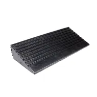 Gumov� n�jezdov� rampa k obrubn�ku - 60 x 23 x 10 cm