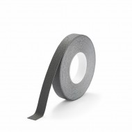 Černá plastová voděodolná protiskluzová páska FLOMA Super Resilient - 18,3 m x 2,5 cm a tl